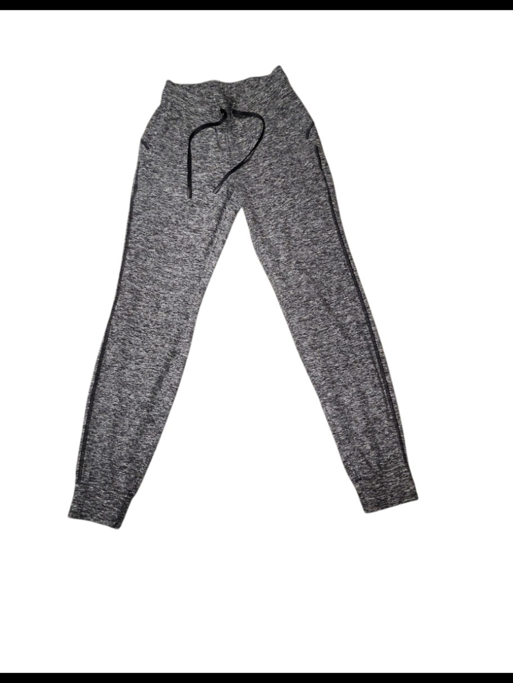 Lululemon Ready to Rulu Fleece Jogger
Heathered Black